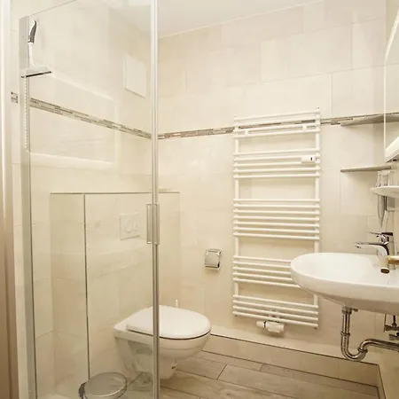 Jasmund Apartment *